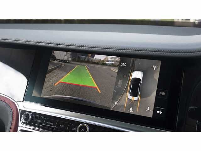 18:Bentley Flying Spur Mulliner V8 Hybrid, Saloon, Silver Tempest, Bentley Leicester