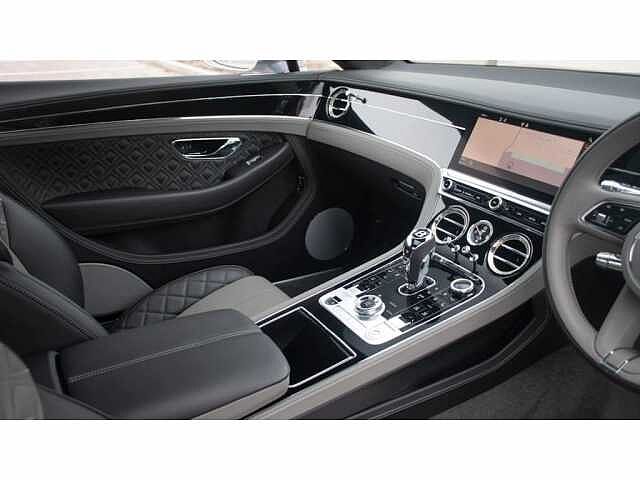 11:Bentley Continental GT V8, Coupe, Extreme Silver, Bentley Leicester