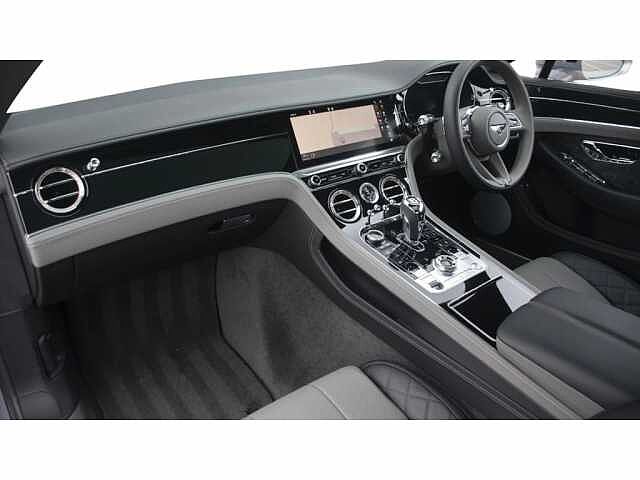 1:Bentley Continental GT V8, Coupe, Extreme Silver, Bentley Leicester