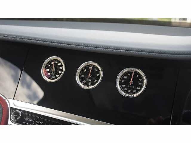 19:Bentley Flying Spur Mulliner V8 Hybrid, Saloon, Silver Tempest, Bentley Leicester