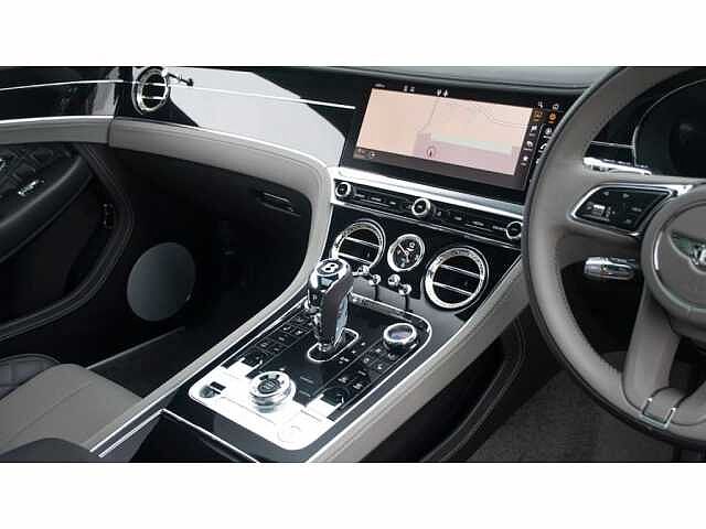 12:Bentley Continental GT V8, Coupe, Extreme Silver, Bentley Leicester