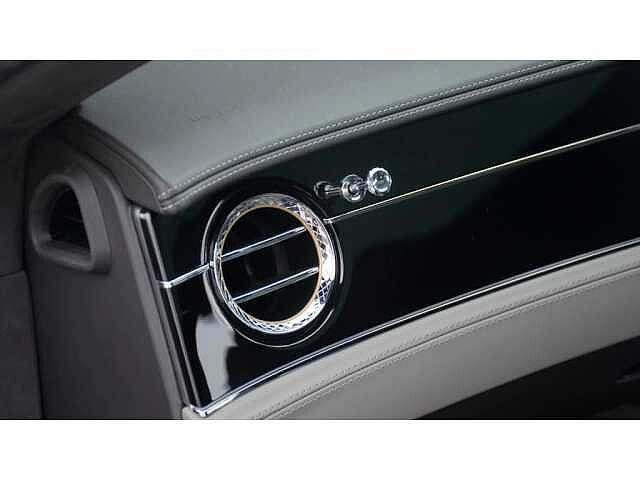 19:Bentley Continental GT V8, Coupe, Extreme Silver, Bentley Leicester